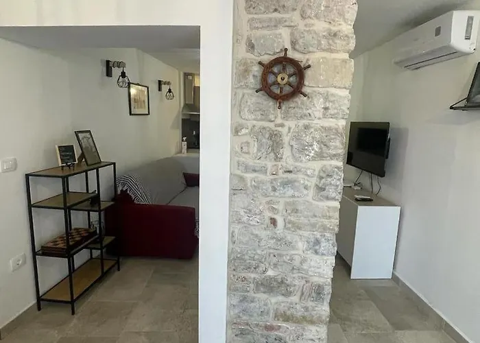 Tre Sorelle 公寓 皮兰